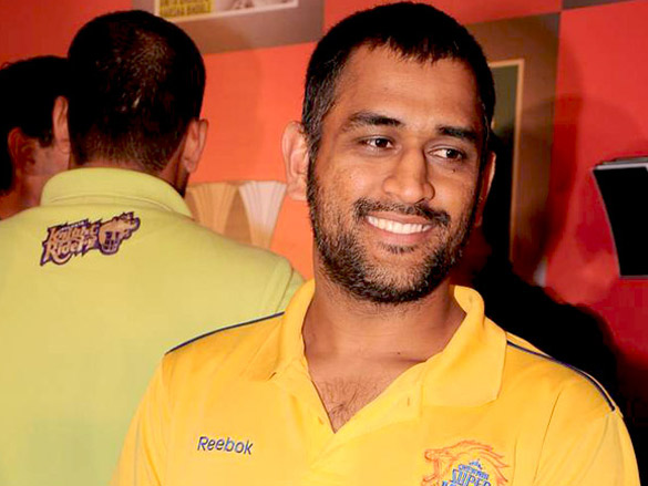 MS Dhoni in 2011.jpg